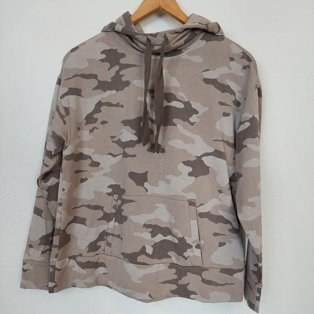 Banana Republic Baby Terry Camo Hoodie Size XS NWOT‎